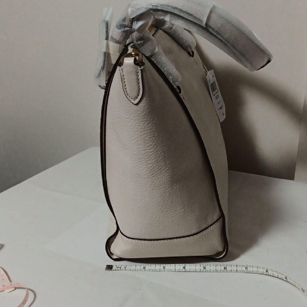 COACH KLEO Chalk Leather Tote with Gold Hardware - Picture 6 of 10